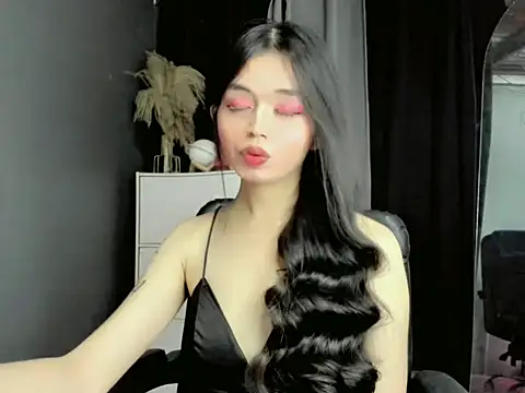 LexiLove online show from September 26, 2025, 12:20 pm