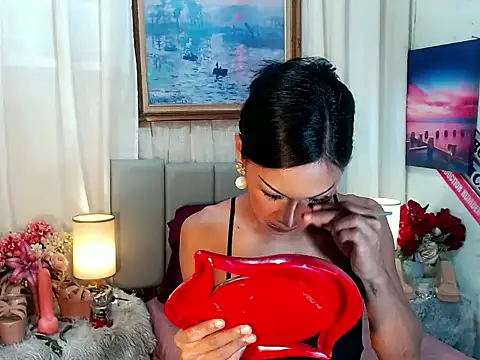 sassylatina online show from November 15, 2025, 12:56 pm