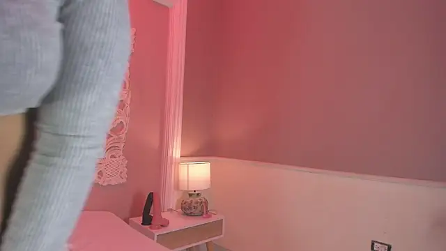 Snapshot of VictoriaPowell chatting on September 13, 2025, 3:45 pm VictoriaPowell online show from September 13, 2025, 3:45 pm