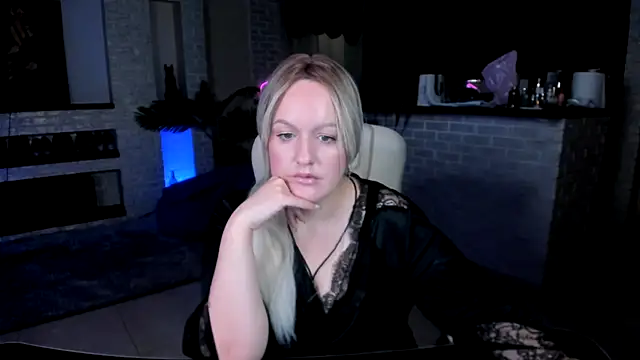 Snapshot of MariemLui chatting on September 16, 2025, 6:03 am MariemLui online show from September 16, 2025, 6:03 am