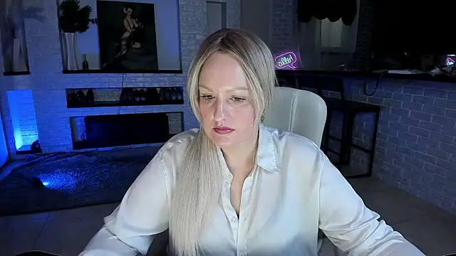 Snapshot of MariemLui chatting on September 27, 2025, 9:47 am MariemLui online show from September 27, 2025, 9:47 am