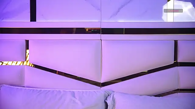 Snapshot of ambar_rosse25 chatting on December 18, 2025, 11:38 am ambar rosse25 online show from December 18, 2025, 11:38 am