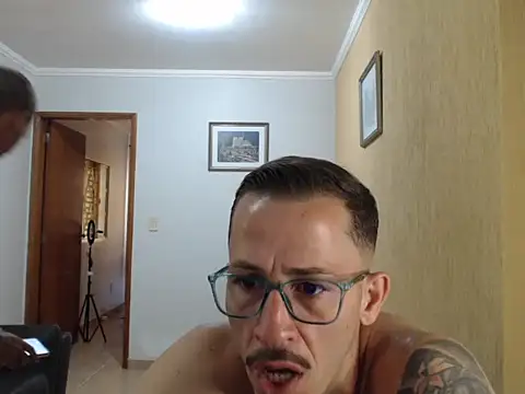 campari800 online show from January 13, 2026, 6:35 pm