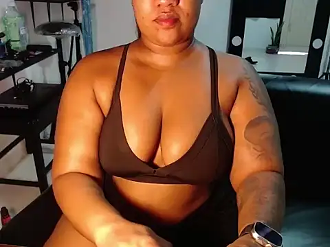 Snapshot of Sam_Blue chatting on February 7, 2026, 12:31 pm Sam Blue online show from February 7, 2026, 12:31 pm