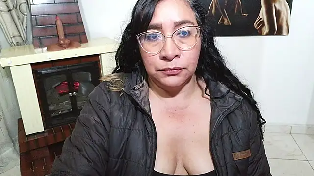 Grace mature milf online show from November 14, 2025, 11:35 pm