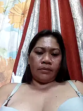 sexybitch 02 online show from November 28, 2025, 4:48 am