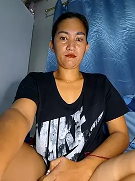 lustlushlady6 online show from October 5, 2025, 5:11 pm