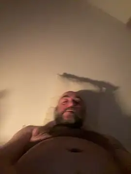 JoanGrx online show from February 17, 2026, 9:32 pm