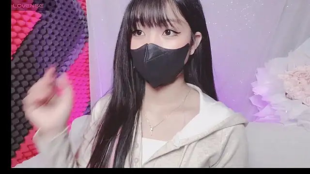 kemybaby online show from January 8, 2026, 7:38 pm