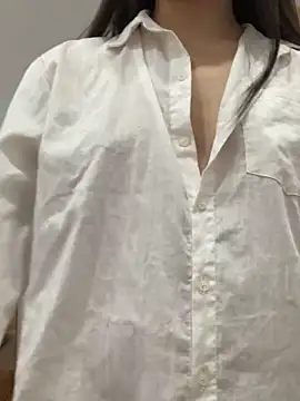 Keysha8386 online show from November 5, 2025, 5:35 pm