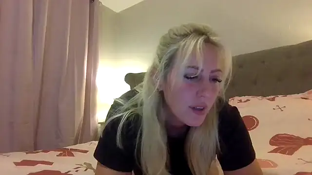 Snapshot of stormy_p chatting on September 14, 2025, 6:18 pm stormy p online show from September 14, 2025, 6:18 pm