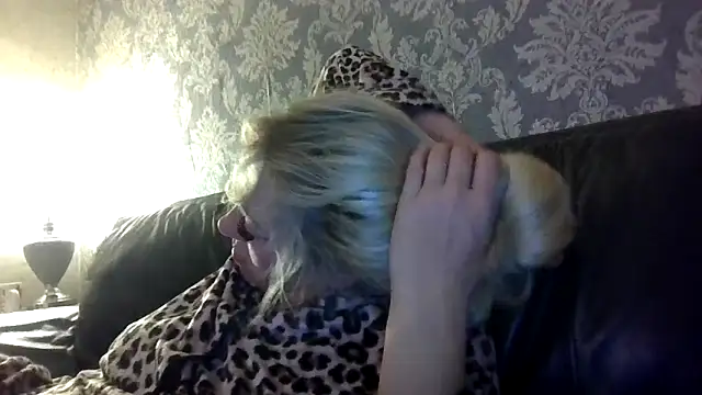 Snapshot of stormy_p chatting on October 16, 2025, 9:49 pm stormy p online show from October 16, 2025, 9:49 pm