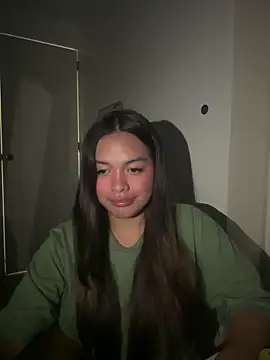 urasianlady online show from October 21, 2025, 3:24 pm