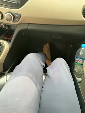 Meii-meyy online show from February 27, 2026, 8:14 am