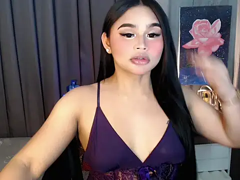 Snapshot of Candice_cummer chatting on July 25, 2026, 6:05 pm Candice cummer online show from July 25, 2026, 6:05 pm