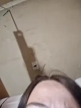 Tudiablita21 online show from February 11, 2026, 7:46 am