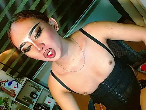 Queen yasii 88 online show from April 16, 2026, 6:52 pm