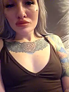 KateMonroe online show from December 17, 2025, 8:59 pm