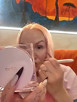 KateMonroe online show from April 10, 2026, 9:41 pm