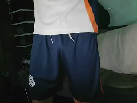 boyhigh1997 online show from November 13, 2025, 5:45 pm