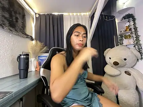 Sweetasian cum online show from September 17, 2025, 4:30 pm