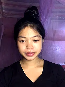 Thy00   online show from October 5, 2025, 2:21 am