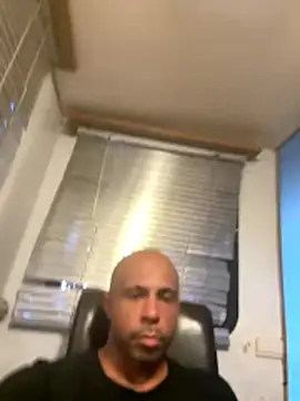 Snapshot of Rcarrasco15 chatting on April 14, 2026, 11:44 pm Rcarrasco15 online show from April 14, 2026, 11:44 pm