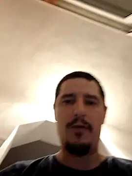 hugecock4u1990 online show from September 21, 2025, 3:41 am