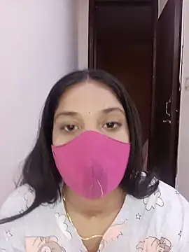 Snapshot of Cute_Rakhi8 chatting on June 18, 2026, 9:36 am Cute Rakhi8 online show from June 18, 2026, 9:36 am