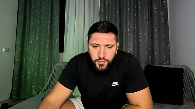 Gold Alpha Boy online show from October 26, 2025, 6:36 pm