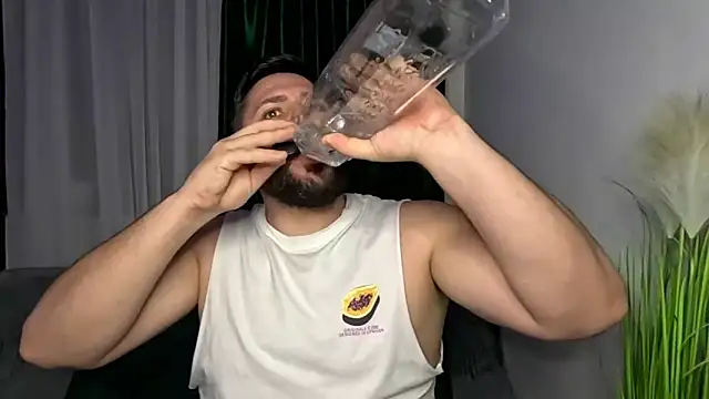 Gold Alpha Boy online show from April 17, 2026, 7:06 pm