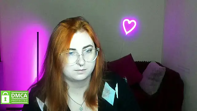 Alicia love00 online show from November 11, 2025, 6:24 am