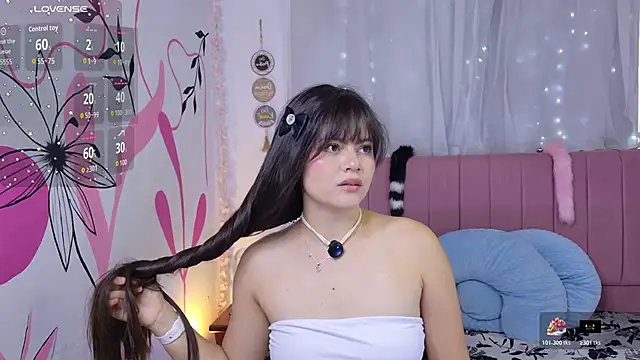 Snapshot of sukilove18 chatting on May 19, 2026, 10:27 pm sukilove18 online show from May 19, 2026, 10:27 pm