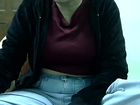 CHAMELI4747 online show from December 21, 2025, 8:21 am