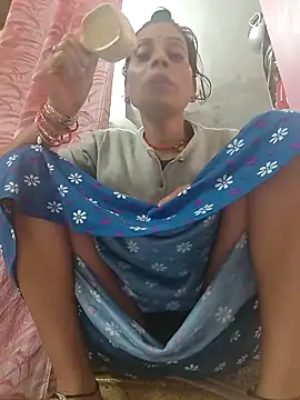 ISHANI-SINGH online show from November 30, 2025, 3:43 am