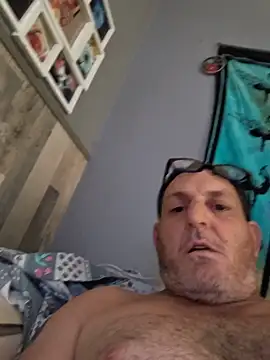 Snapshot of abellabricot chatting on July 13, 2026, 11:02 am abellabricot online show from July 13, 2026, 11:02 am