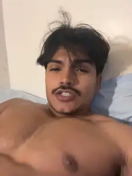 Snapshot of pretoboom14 chatting on April 7, 2026, 4:57 am pretoboom14 online show from April 7, 2026, 4:57 am