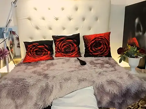 Playfullmaniac online show from January 14, 2026, 11:05 am