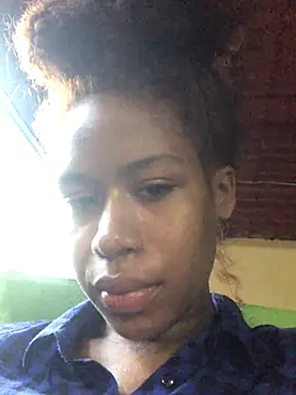 LilithCuban online show from November 16, 2025, 9:31 pm