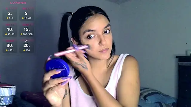 Ari 20  online show from May 7, 2026, 1:11 am
