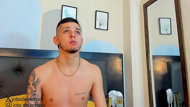 Mathewboy1 online show from April 7, 2026, 11:43 am