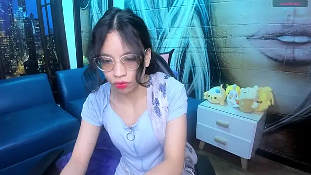 Giaa rossi online show from December 18, 2025, 1:39 pm