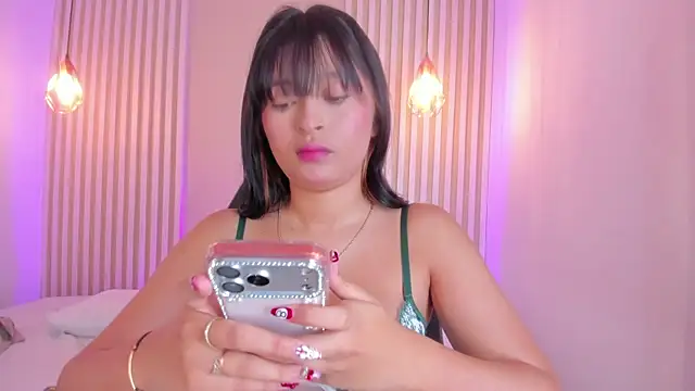 babe katty online show from April 22, 2026, 11:56 am