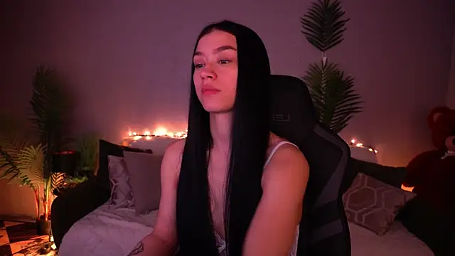 FataleNellie online show from March 26, 2026, 9:53 pm