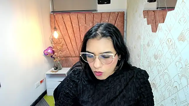 Snapshot of Lia_Blake_ chatting on December 19, 2025, 12:34 pm Lia Blake online show from December 19, 2025, 12:34 pm