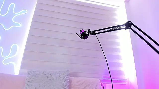 Snapshot of missweetpeach chatting on October 21, 2025, 1:34 pm missweetpeach online show from October 21, 2025, 1:34 pm