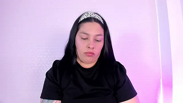 Snapshot of missweetpeach chatting on December 2, 2025, 8:37 pm missweetpeach online show from December 2, 2025, 8:37 pm