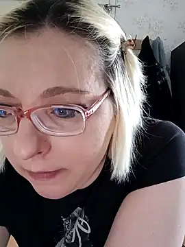 VikaKing online show from March 24, 2026, 12:21 pm