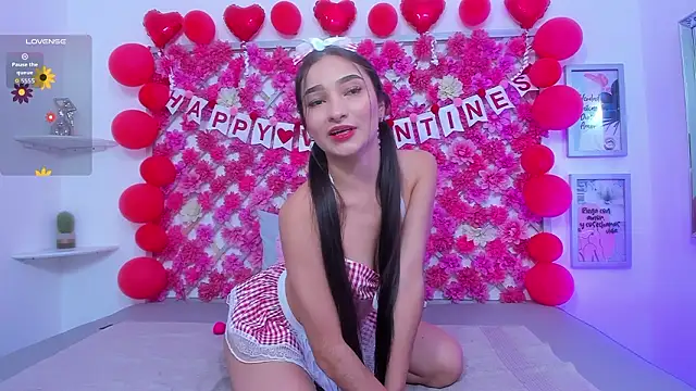 hannah miller 1 online show from February 13, 2026, 1:29 pm