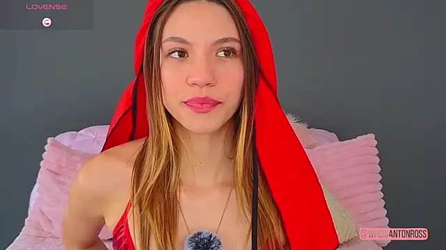 Snapshot of AntonellaaRossii chatting on June 4, 2026, 4:13 pm AntonellaaRossii online show from June 4, 2026, 4:13 pm